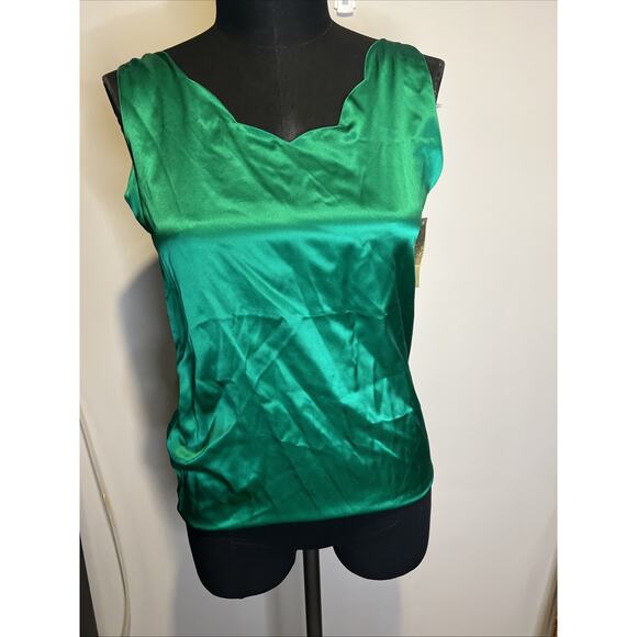 NWT Silk land 100% Silk Emerald Green Scallop Neck Tank Small - Picture 1 of 5